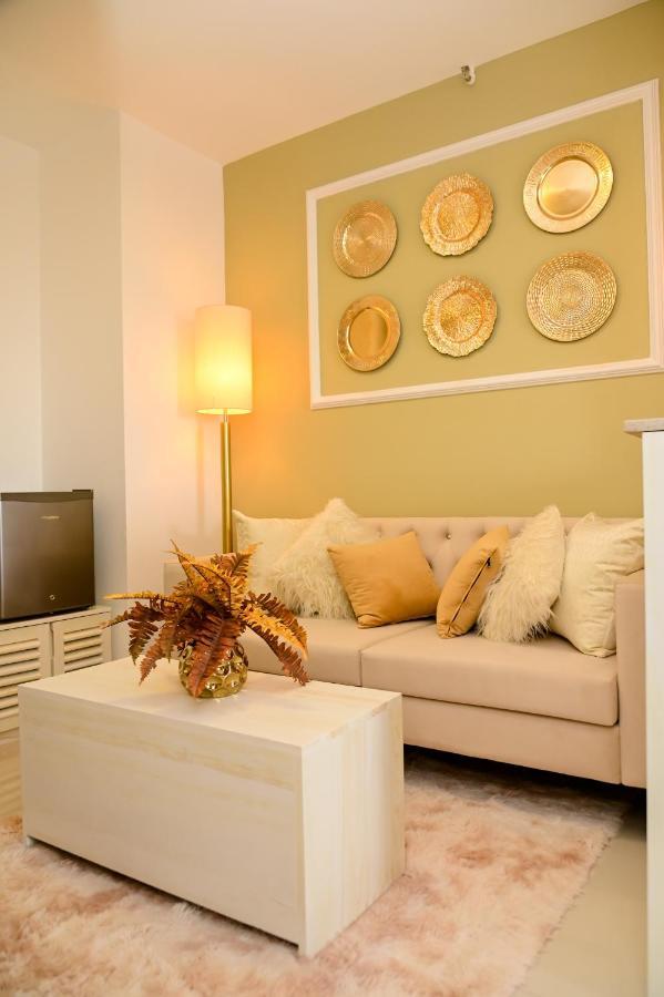Ocean Breeze - Udaya Luxury Apartments Negombo Ngoại thất bức ảnh