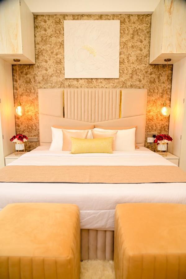 Ocean Breeze - Udaya Luxury Apartments Negombo Ngoại thất bức ảnh